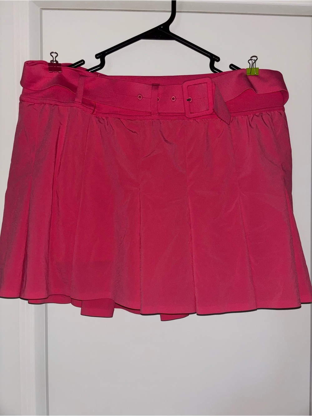 Offline by Aerie Hot Pink Pleated Belted Skort
